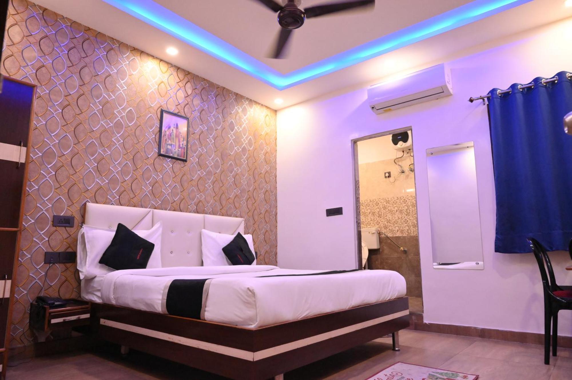 Hotel Riddhi Regency Lucknow Esterno foto