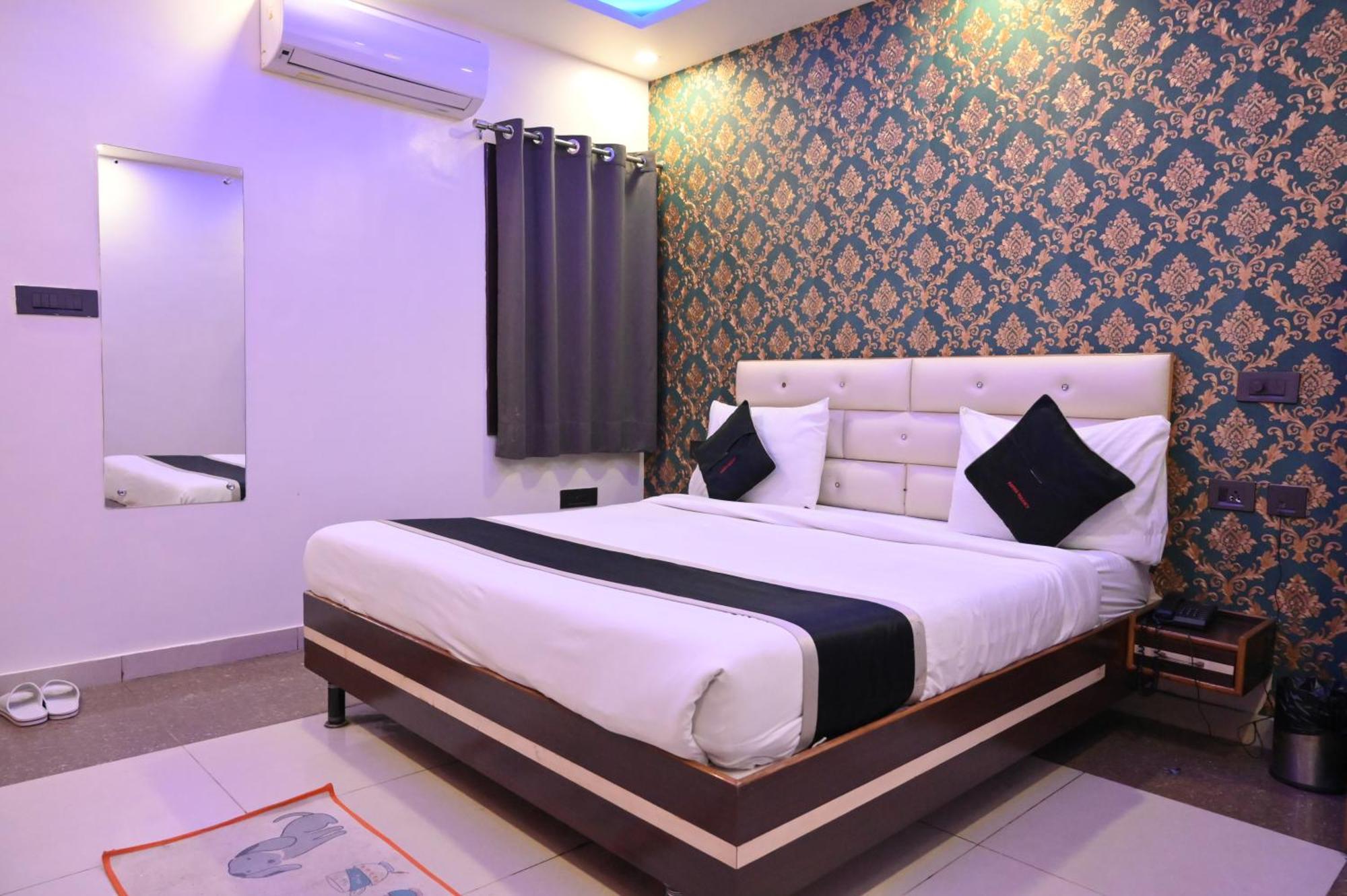 Hotel Riddhi Regency Lucknow Esterno foto