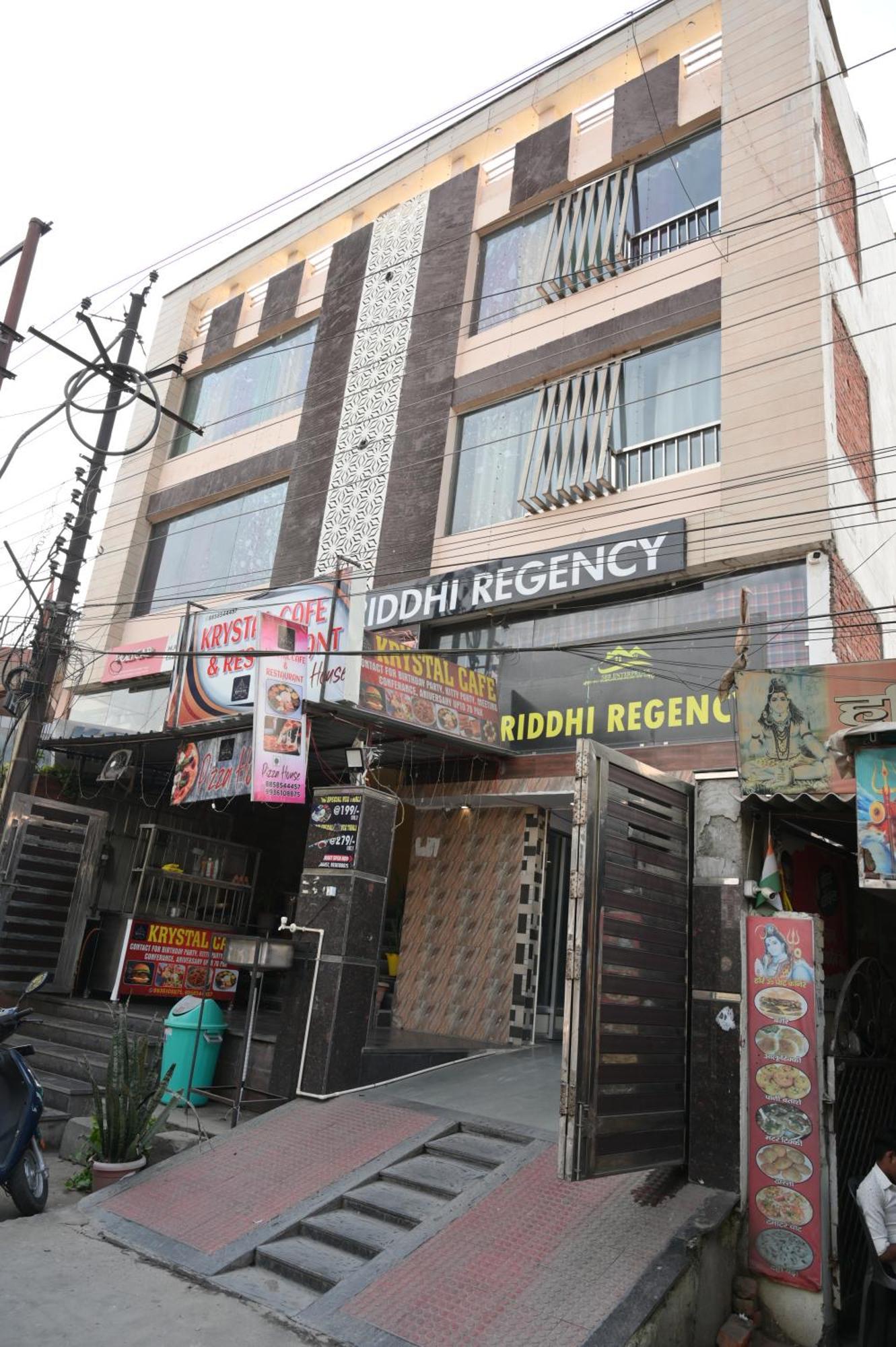 Hotel Riddhi Regency Lucknow Esterno foto